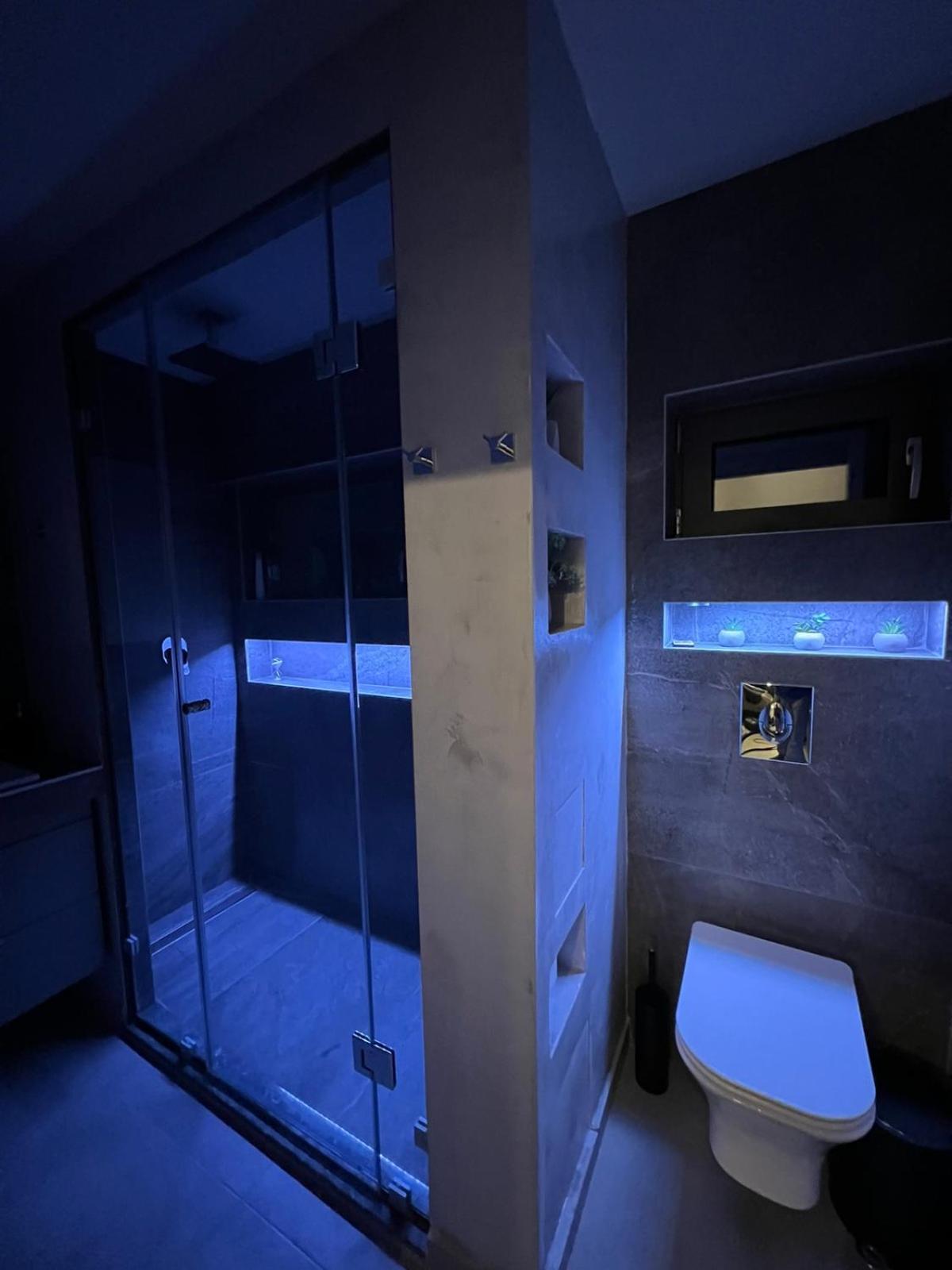 Loft Spa Greece - Enjoy Our Jacuzzi กาลามาตา ภายนอก รูปภาพ